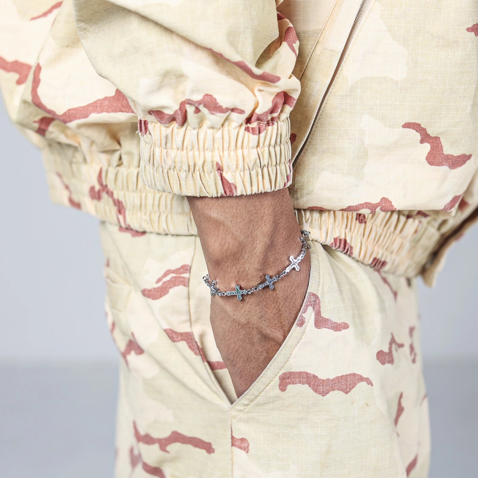 Silver StarBracelet - Crosses - Multicolor